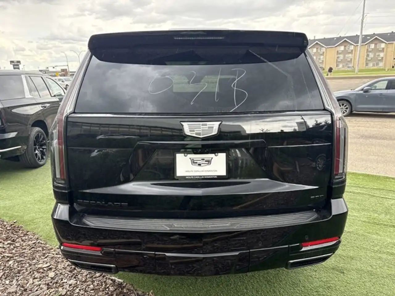 Cadillac Escalade снимка Cadillac Escalade