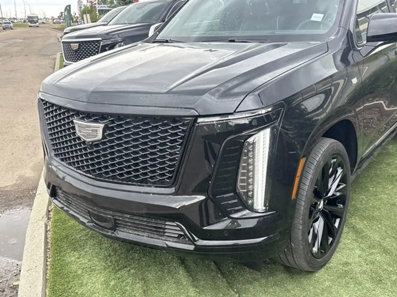 Cadillac Escalade снимка Cadillac Escalade