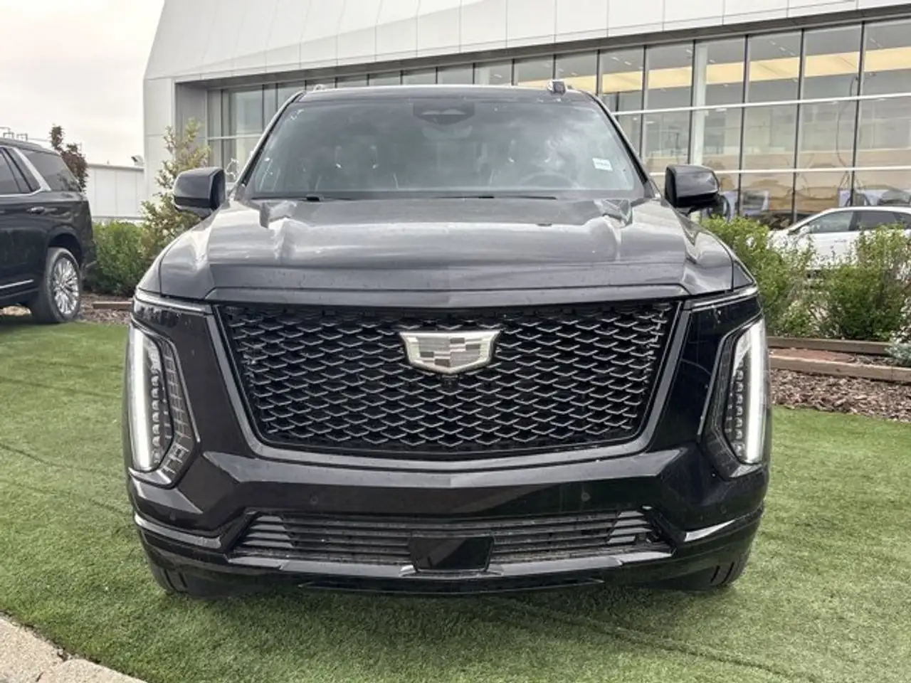 Cadillac Escalade снимка Cadillac Escalade