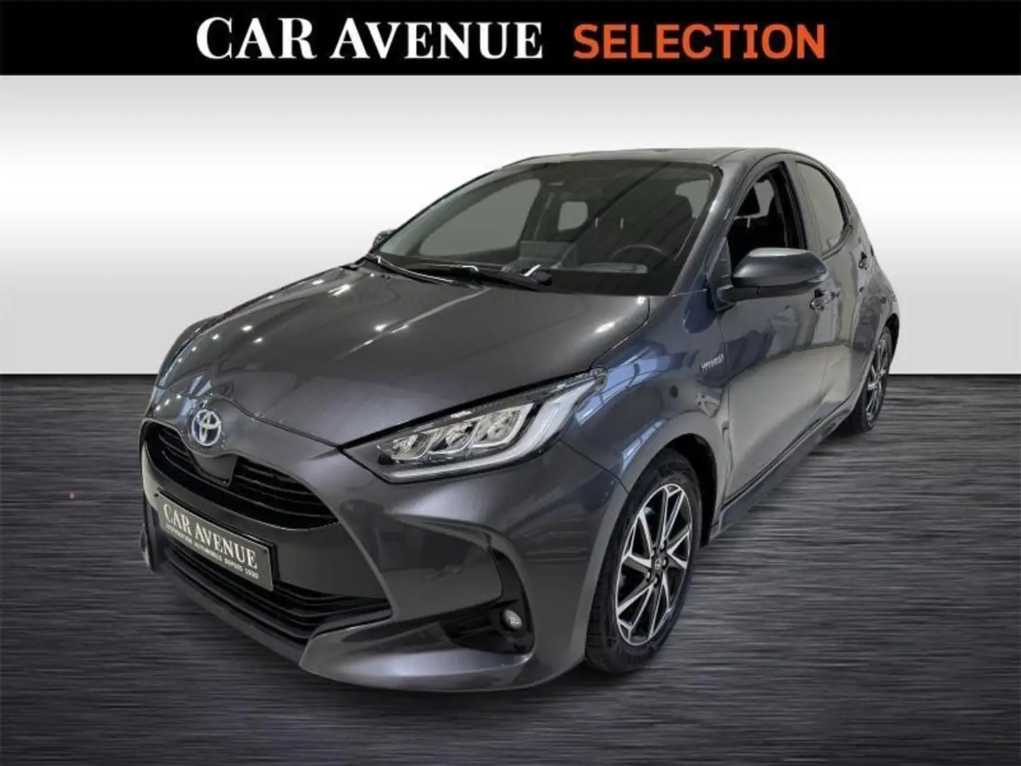 Toyota Yaris Iconic 1.5 HSD 68kW Grijs - 1