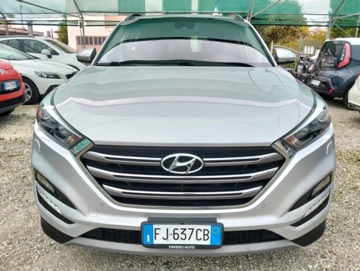 Hyundai TUCSON 1.7 CRDi DCT XPossible Argent - 2