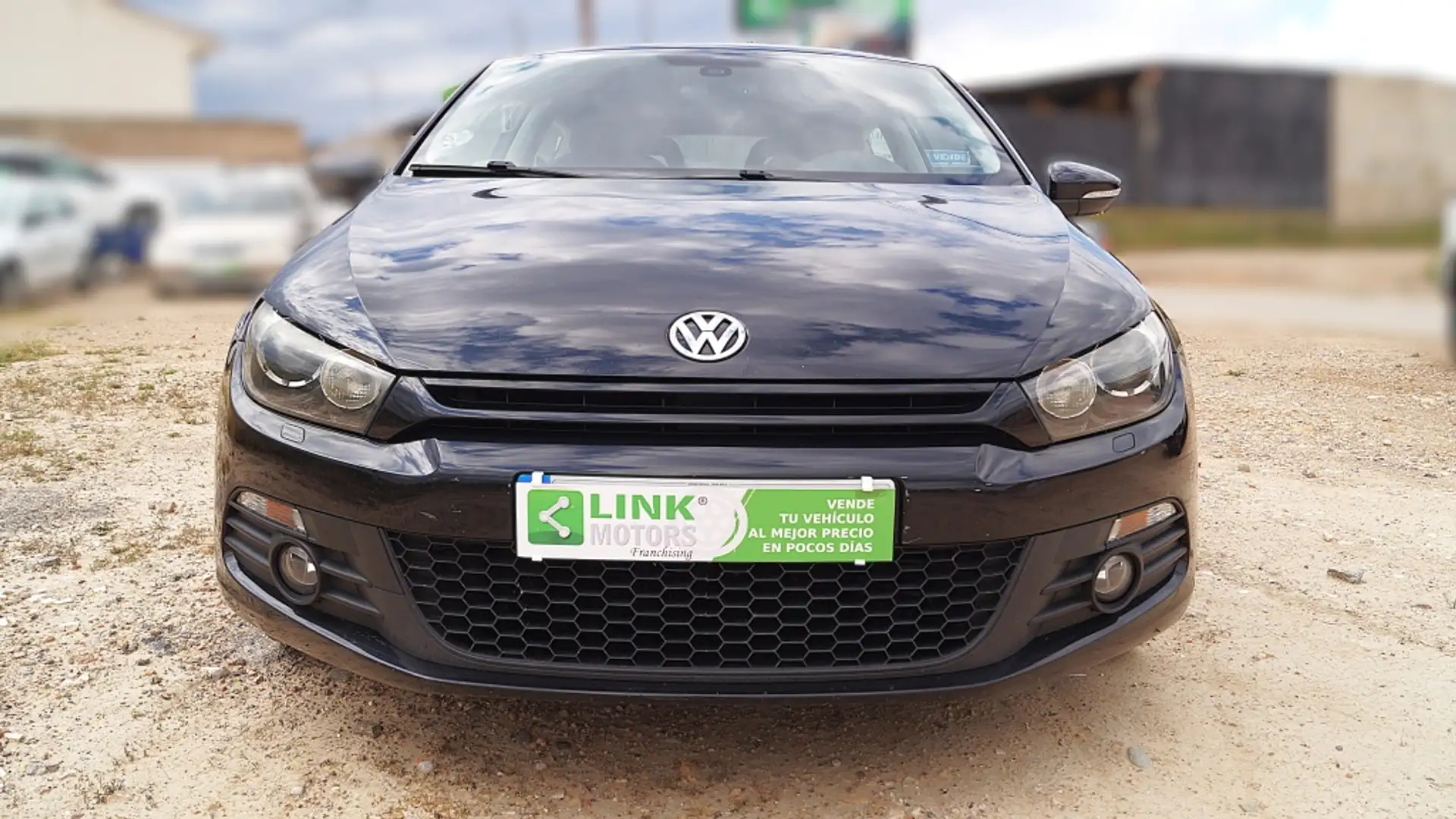 Volkswagen Scirocco 2.0TDI DSG Noir - 2