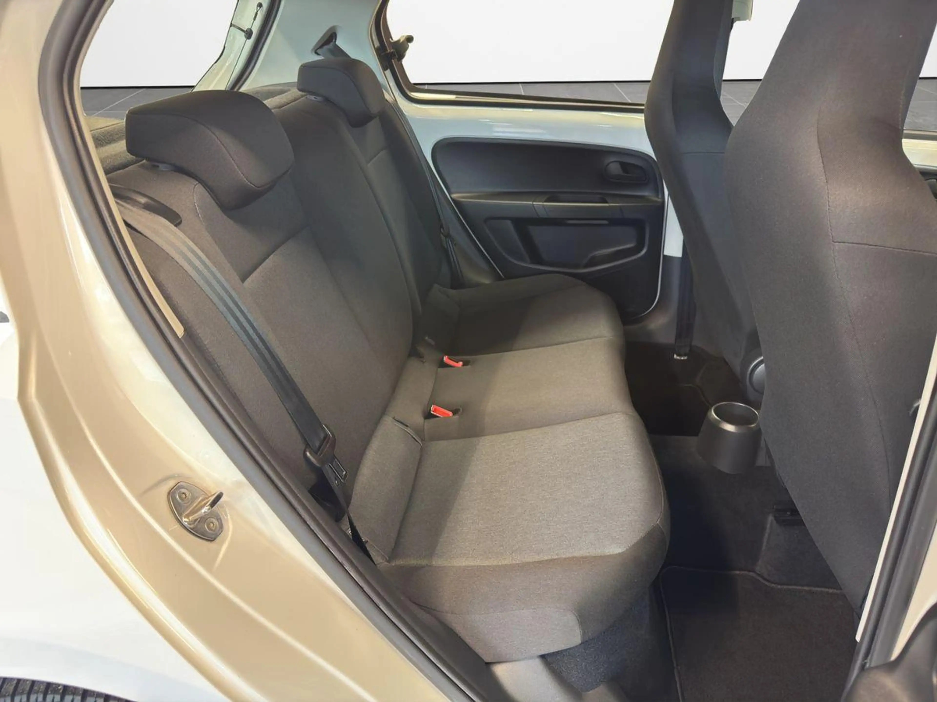 Skoda Citigo Active 1.0 DAB IsoFix Klima RDKS — photo 8