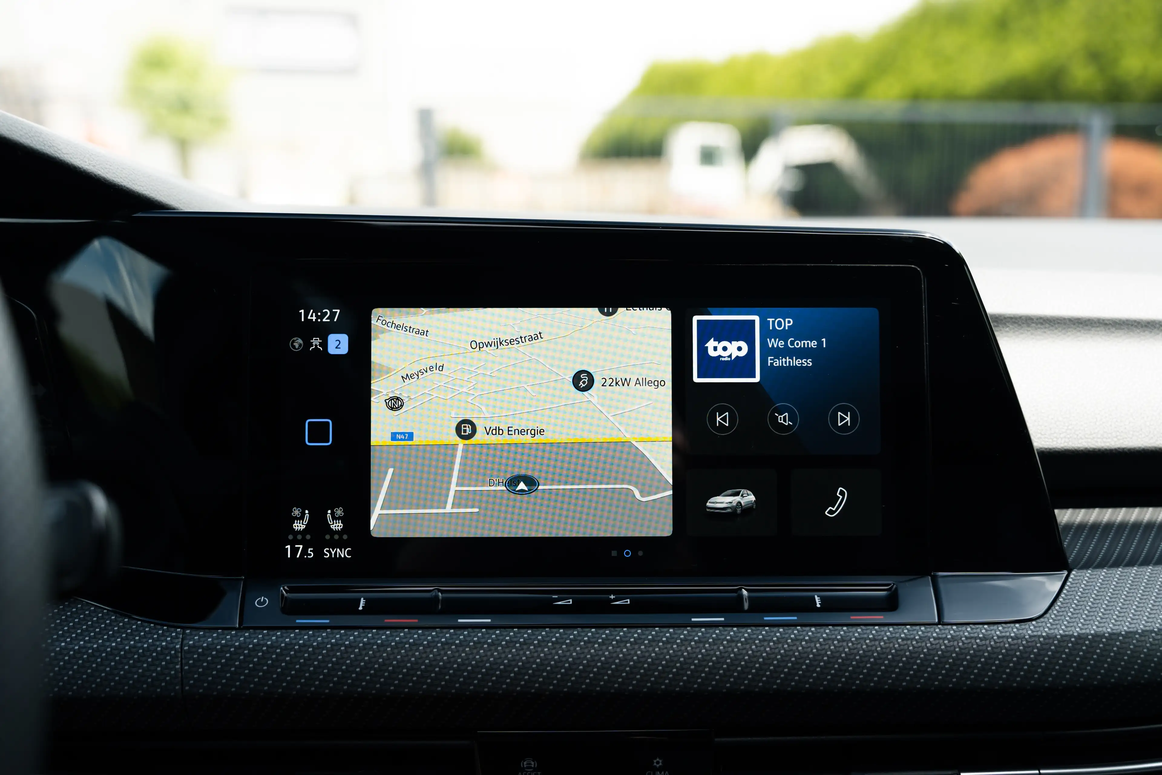 Volkswagen Golf R Golf Variant R 2.0 TSI 4Motion DSG H&K/HUD/AKRA/Nurburgring/DCC/Performance pack — photo 10