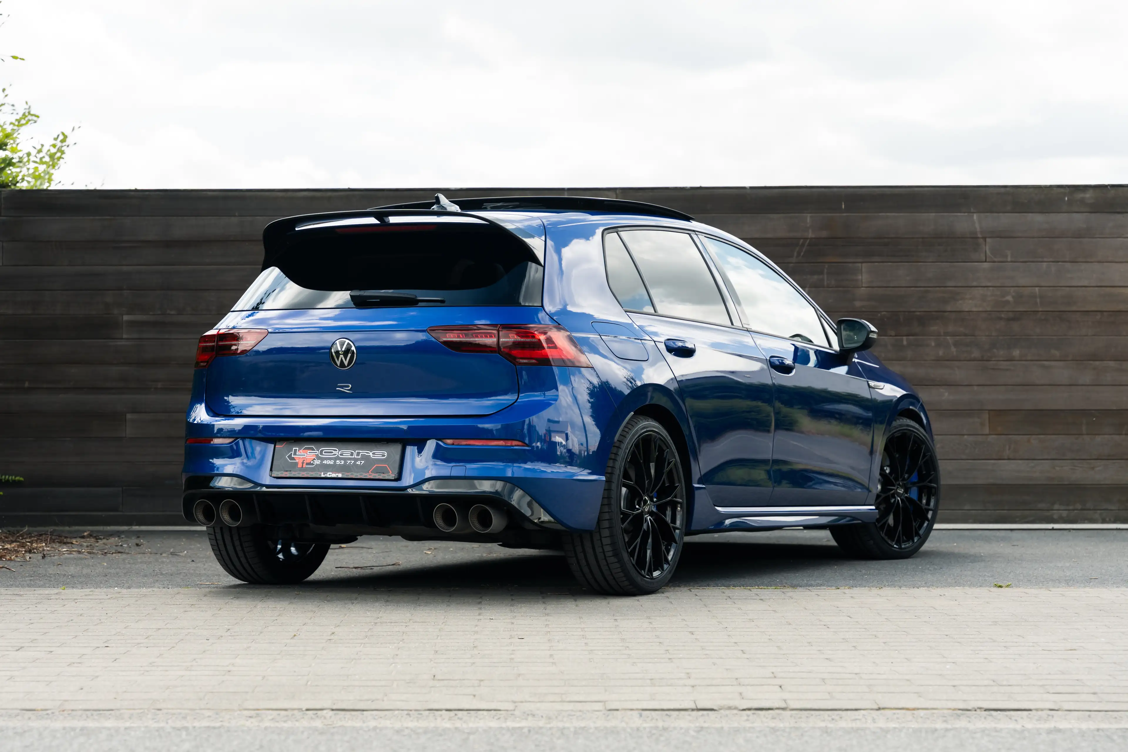 Volkswagen Golf R Golf Variant R 2.0 TSI 4Motion DSG H&K/HUD/AKRA/Nurburgring/DCC/Performance pack — photo 5