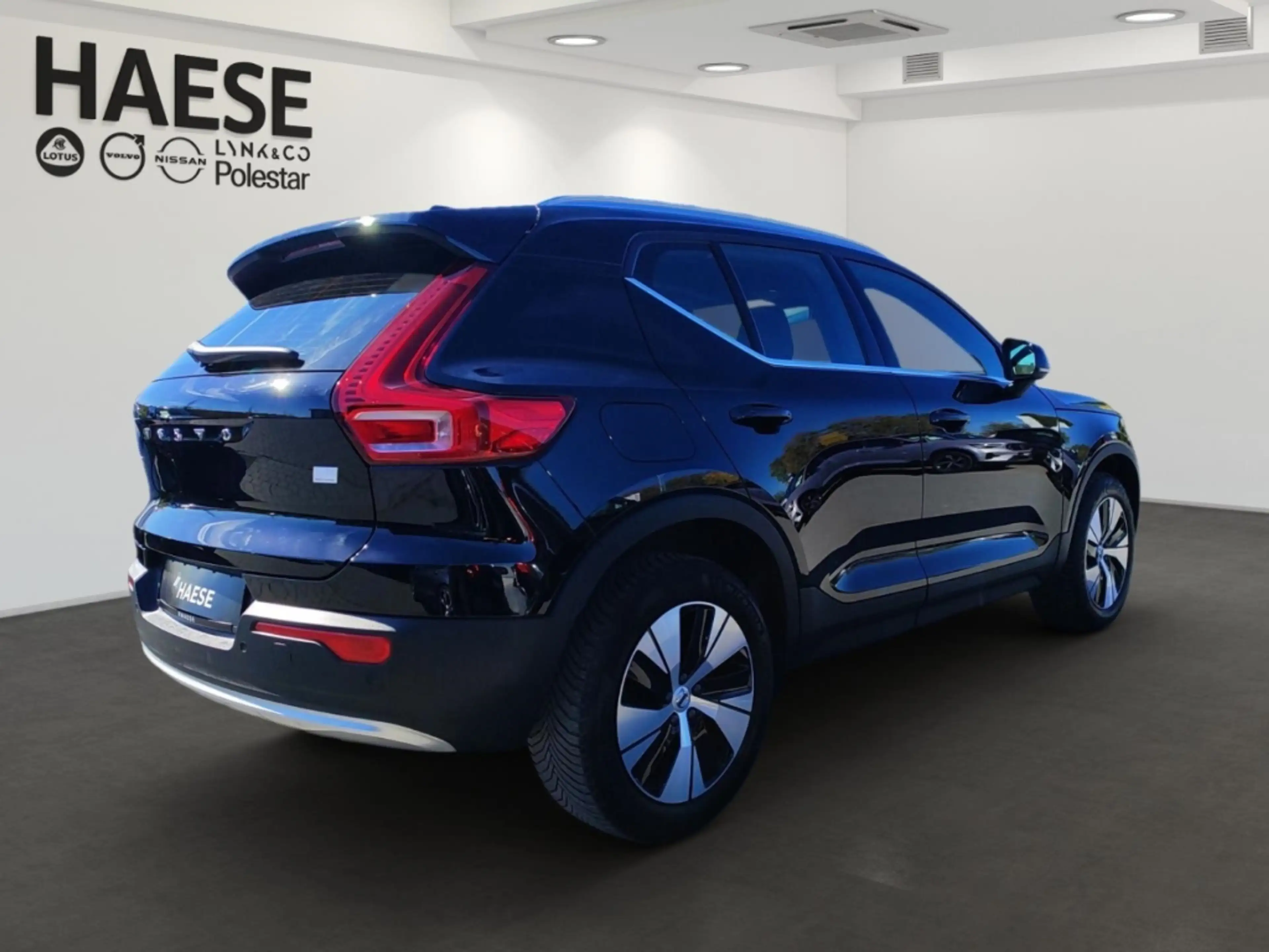 Volvo XC40 T5 Core Plug-In Hybrid AHK-el. klappb. Navi Digita — photo 5