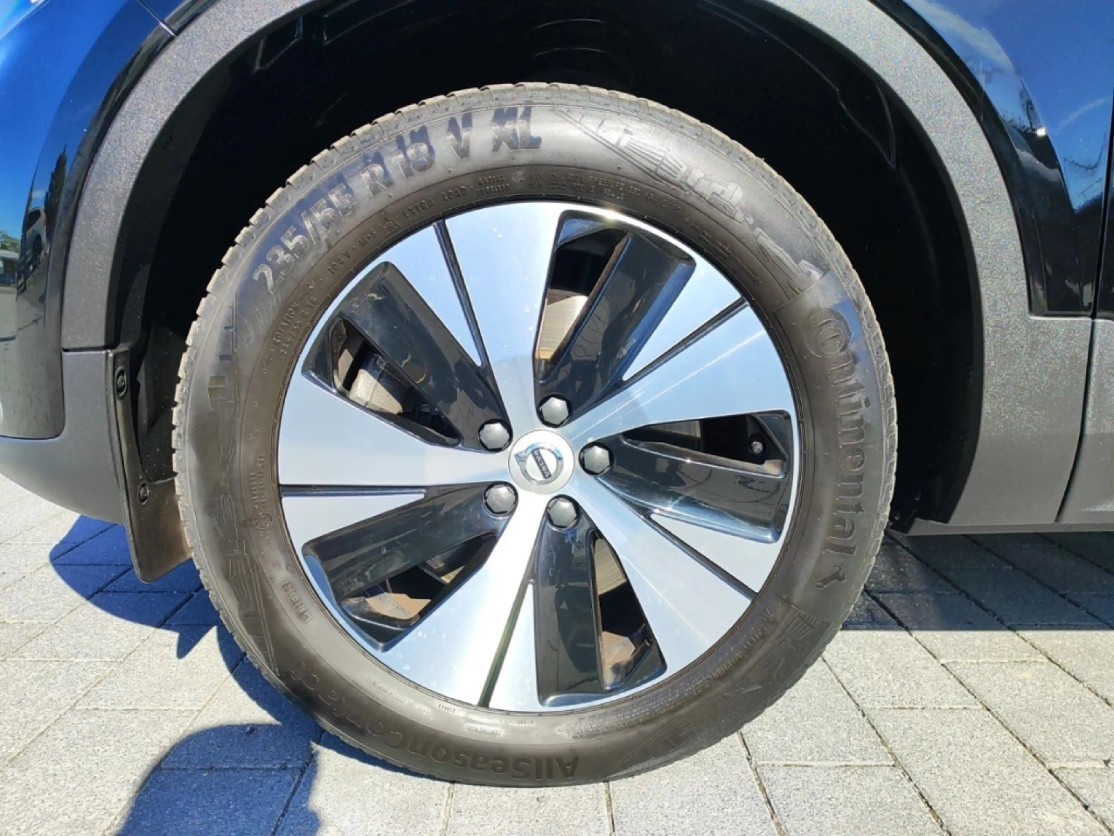 Volvo XC40 T5 Core Plug-In Hybrid AHK-el. klappb. Navi Digita — photo 11
