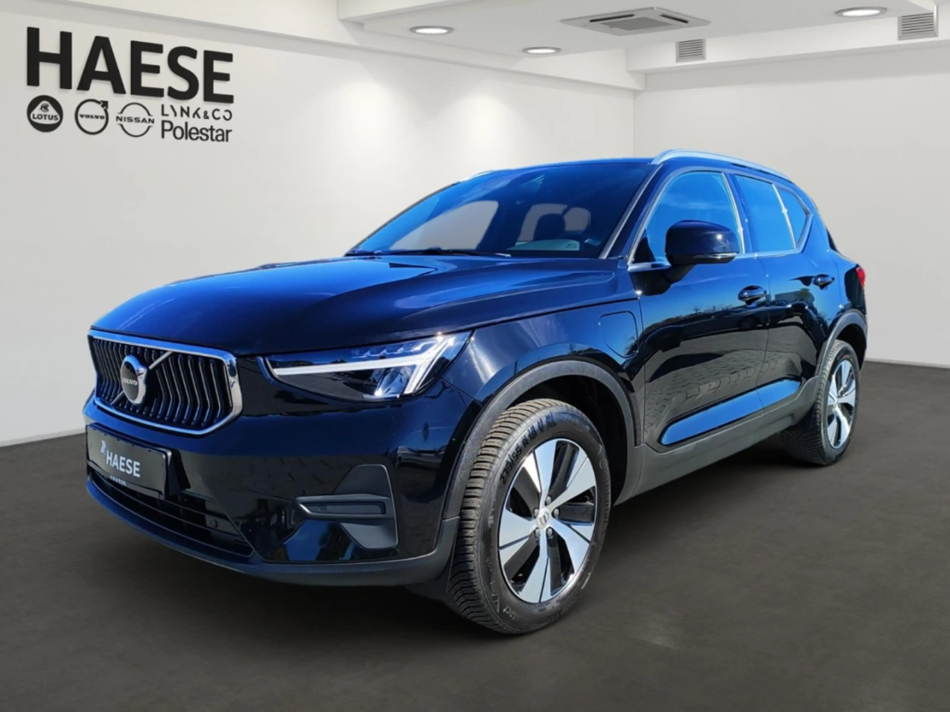Volvo XC40 T5 Core Plug-In Hybrid AHK-el. klappb. Navi Digita
