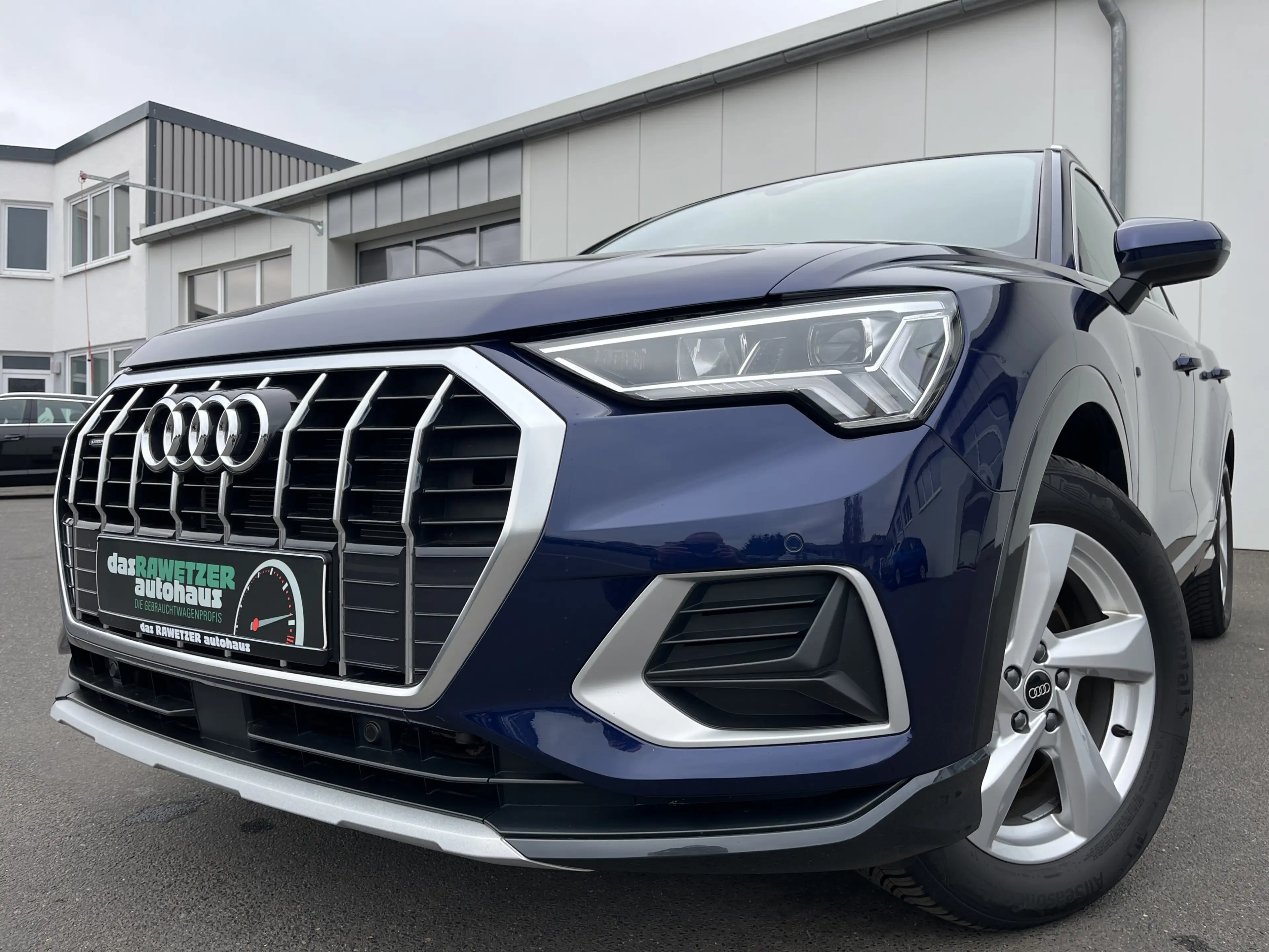 Audi Q3 40 2.0 TDI quattro S tronic advanced 163€ m.20%