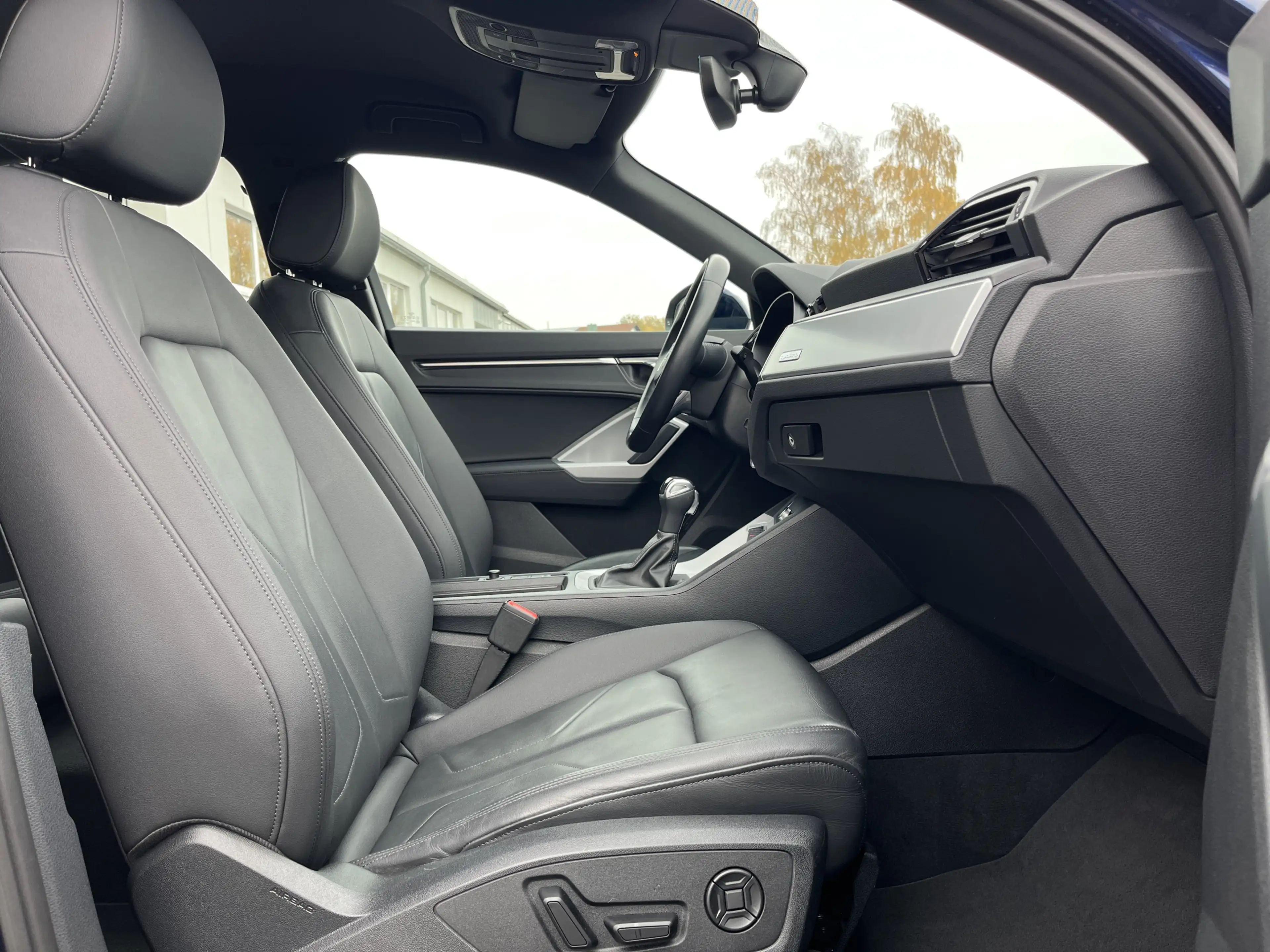 Audi Q3 40 2.0 TDI quattro S tronic advanced 163€ m.20% — photo 15