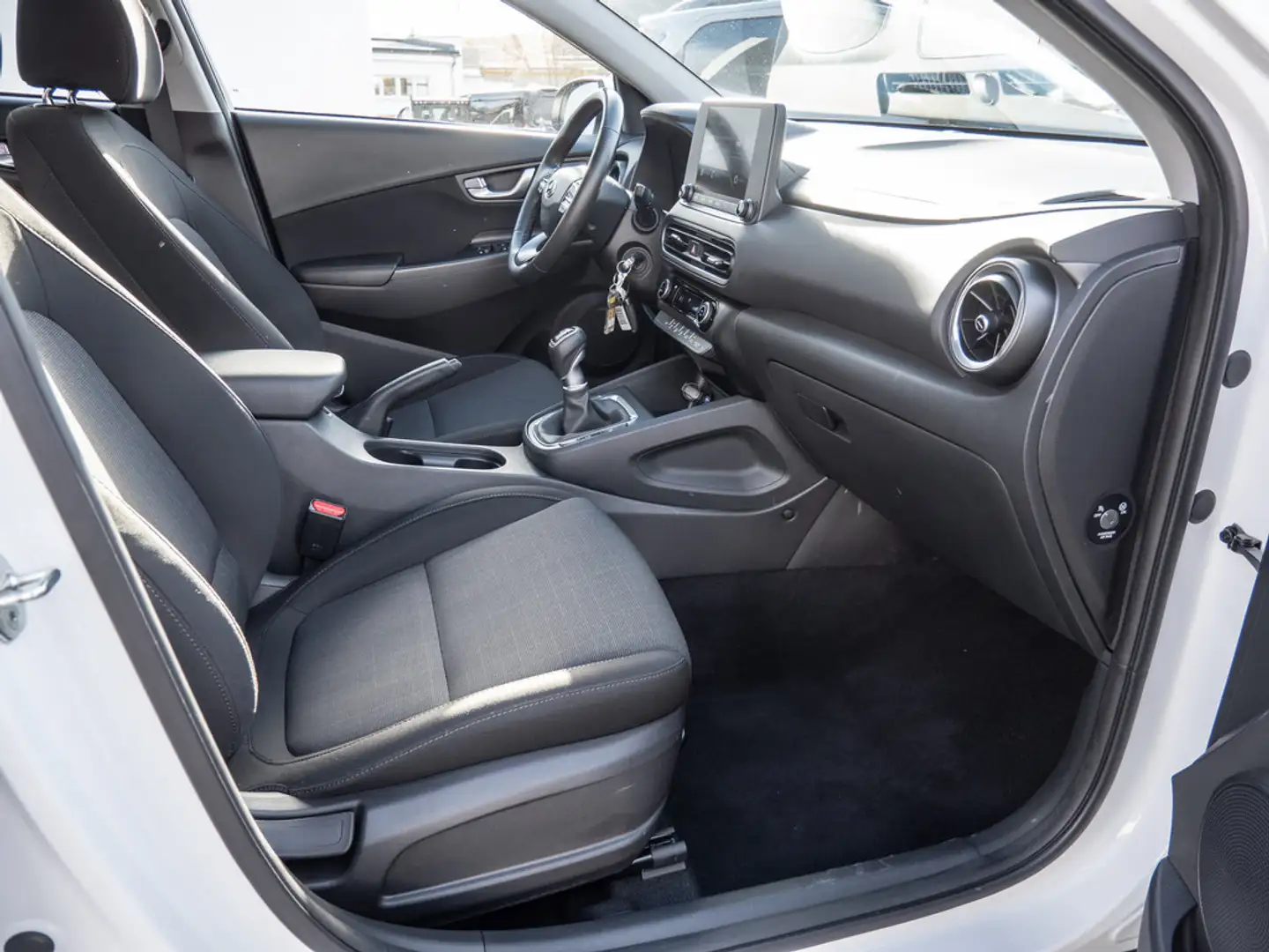 Hyundai KONA 1.0 Select Mild-Hybrid 2WD KAMERA FACEL. Weiß - 2