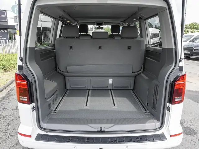 Volkswagen California view 15
