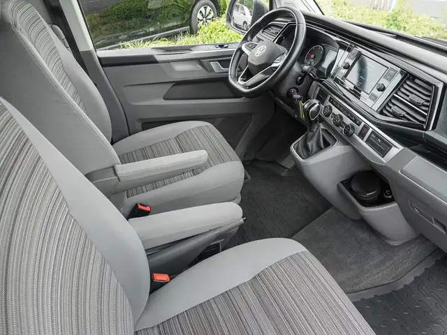 Volkswagen California view 7
