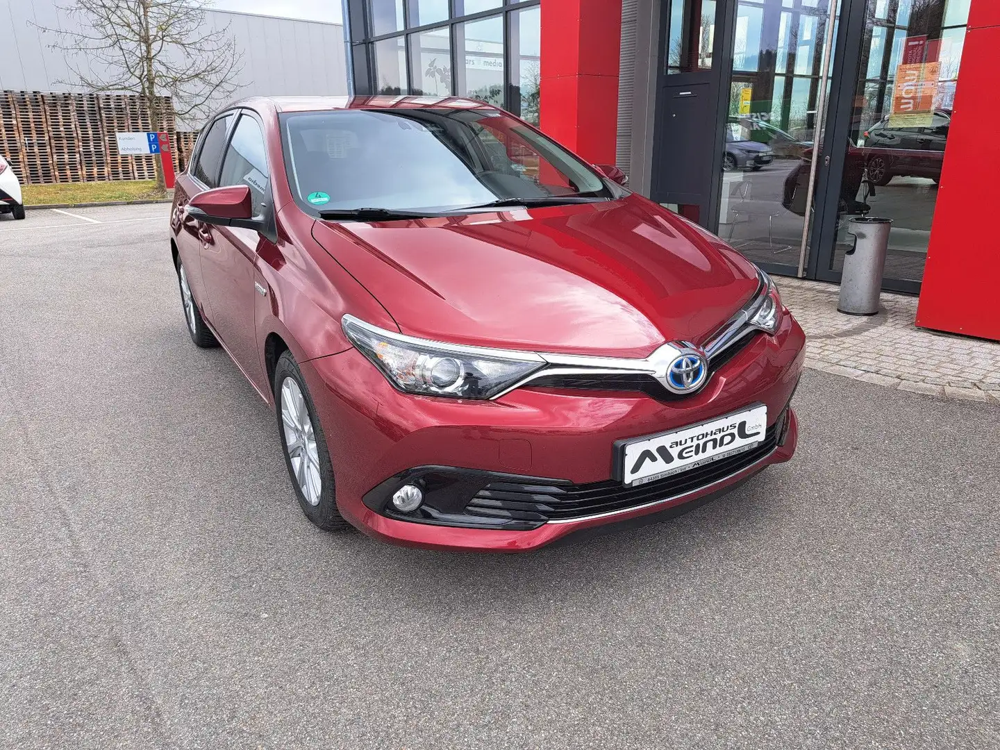 Toyota Auris Hybrid Edition-S+, Kamera, Sitzheizung Rot - 2