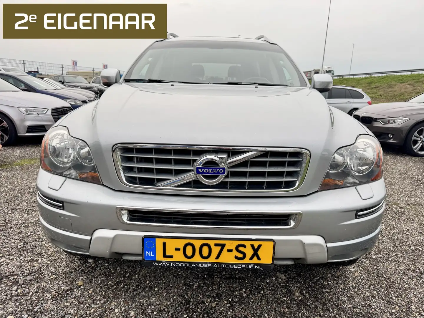 Volvo XC90 3.2 R-Design 7 persoons Grijs - 2