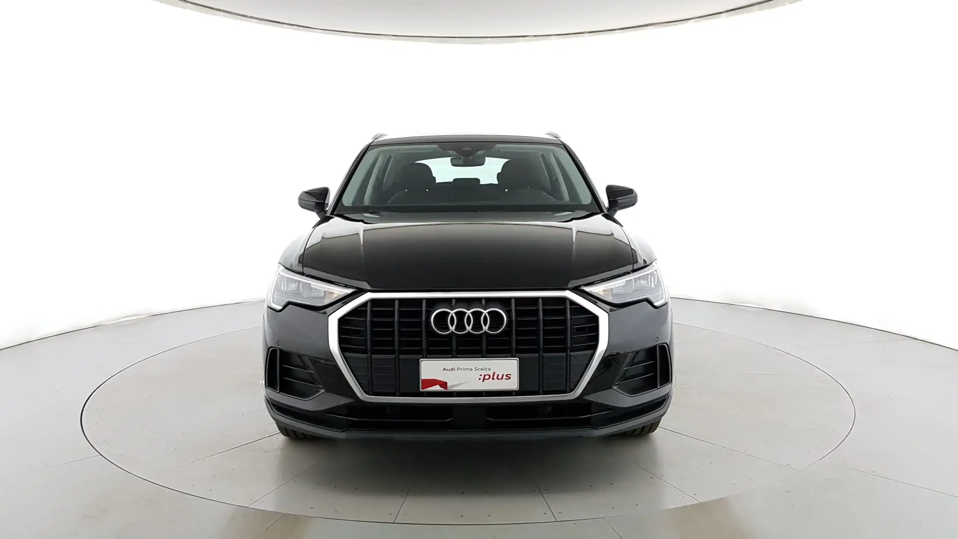 Audi Q3 35 2.0 tdi Business s-tronic Black - 2