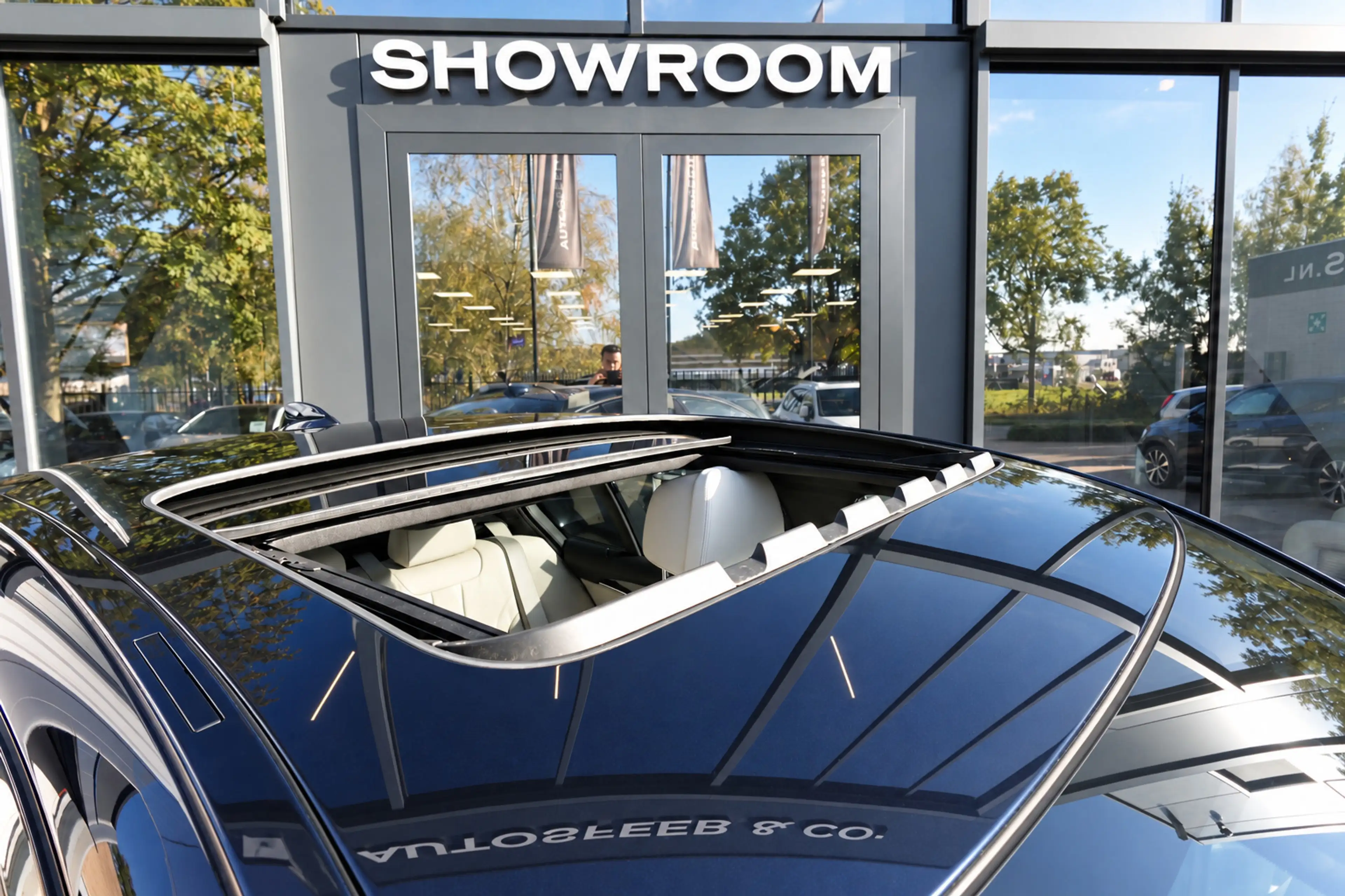 BMW M550 5-serie M550i xDrive PANO HUD HARMAN VOL — photo 7