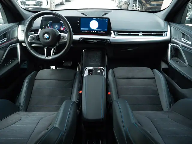 BMW X1 view 14