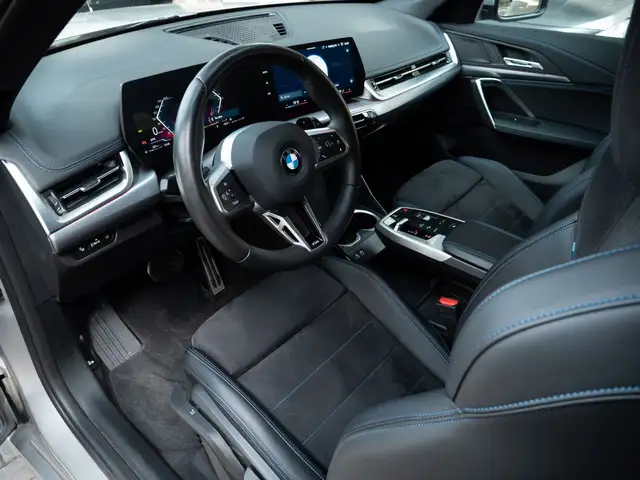 BMW X1 view 11