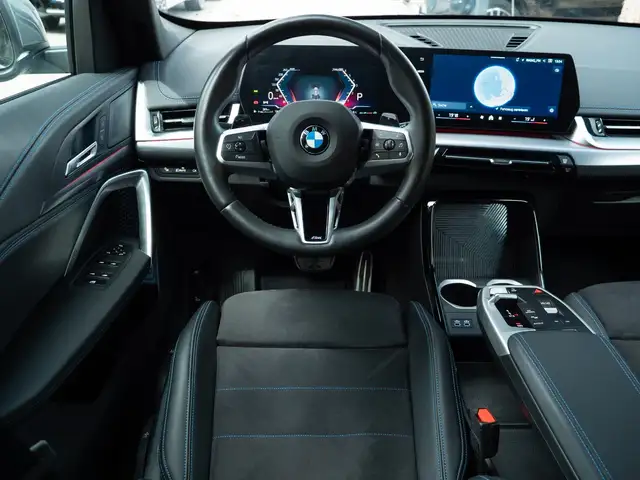 BMW X1 view 13