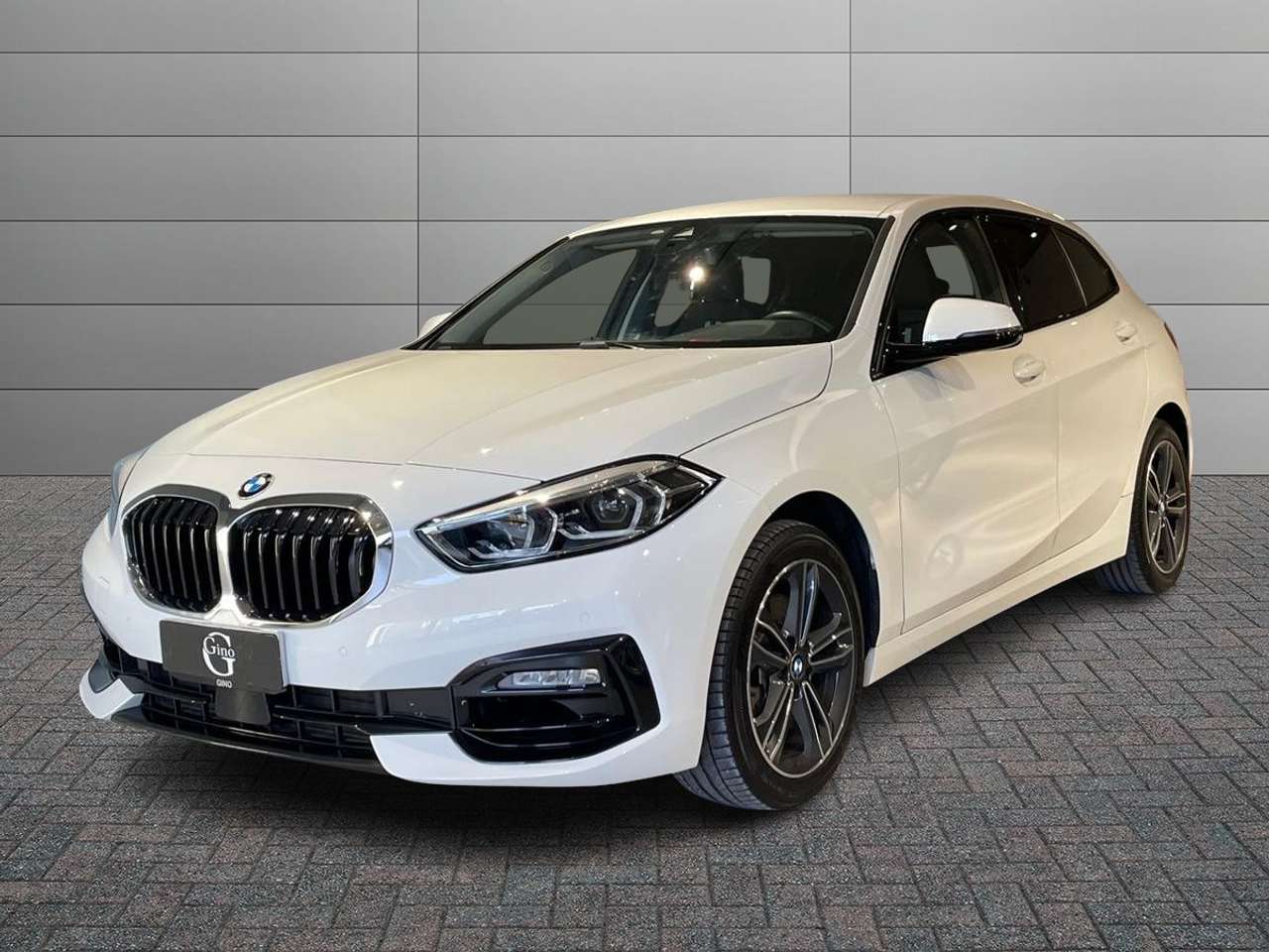 BMW 118 i Sport 140cv auto