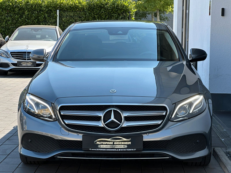 Mercedes-Benz E 200 d Lim*AVANTGARDE*2H*COMAND*KAMAERA*T.LEDER — photo 2