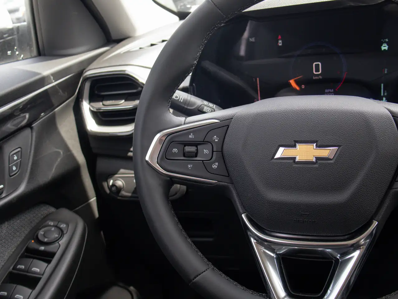 Chevrolet Trailblazer снимка Chevrolet Trailblazer