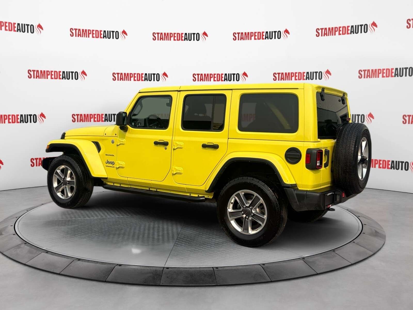 2023 Jeep Wrangler SAHARA | 4X4 | 4 DOOR | 2.0L — снимка 1