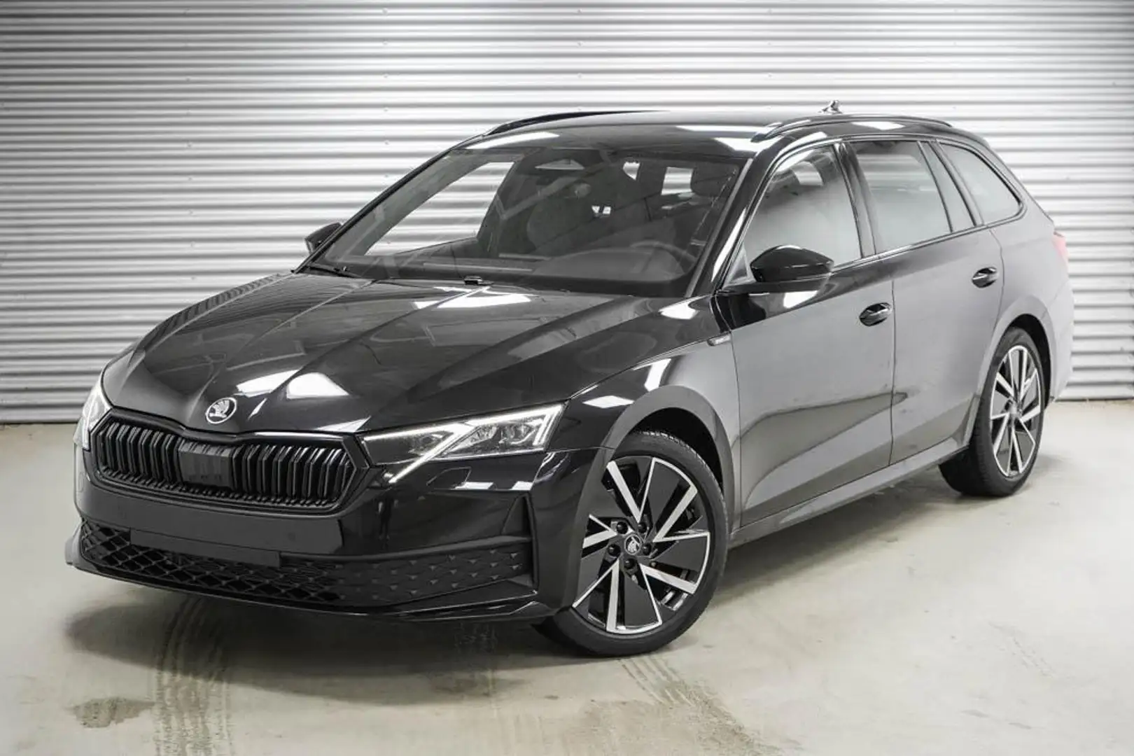 Skoda Octavia Combi Kombi 1,5 TSI m-HEV DSG Sportline -LAG. ... Grijs - 1
