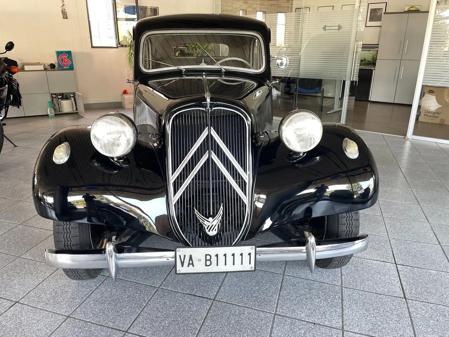 Citroen Traction Ciroen Traction Avant 11BL ASI Noir - 2