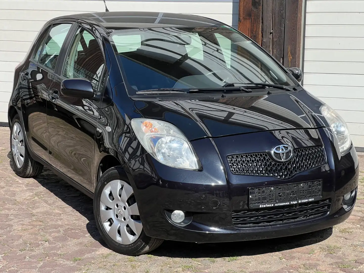 Toyota Yaris Sol *TÜV neu* Schwarz - 1