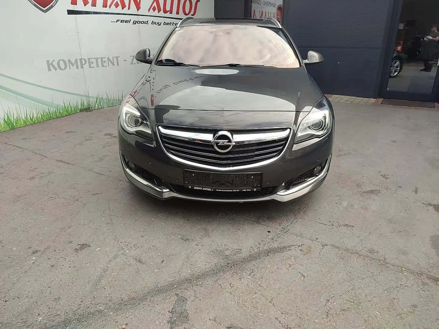 Opel Insignia ST 2,0 CDTI Cosmo *OPC-Line*Panorama*Leder*Sitz... Grau - 2
