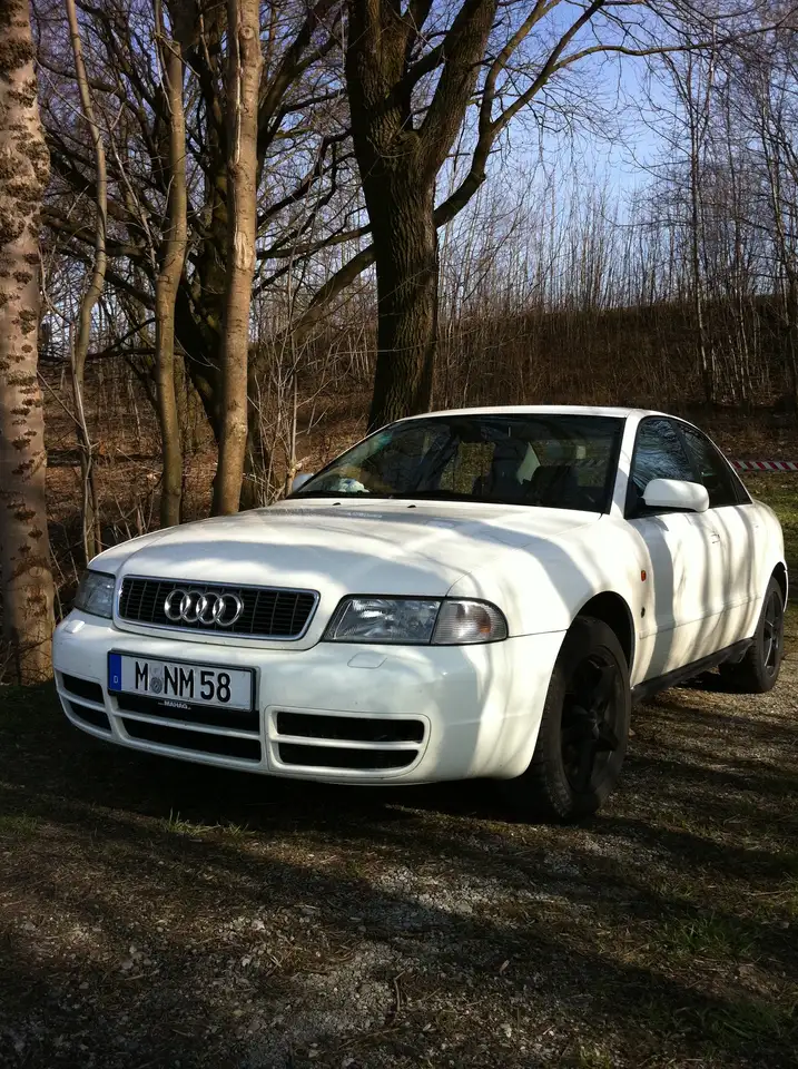 Audi A4 2.8 Automatik S4 Front, foto 2