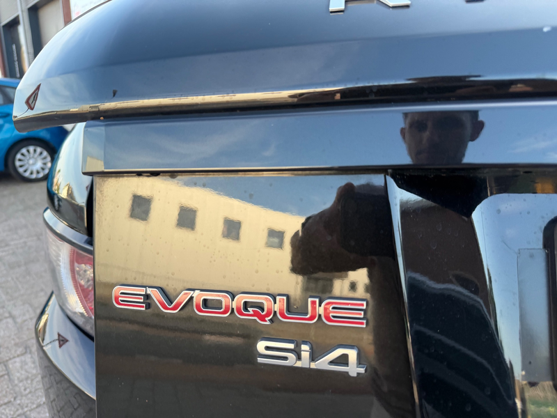 Land Rover Range Rover Evoque 2.0 Si 4WD Prestige / Leder / Navi / Camera / Xeno — photo 21