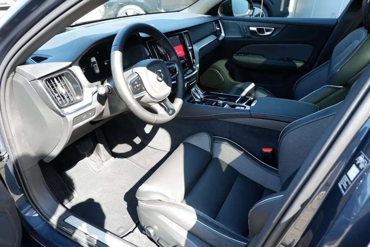 Volvo V60 2026