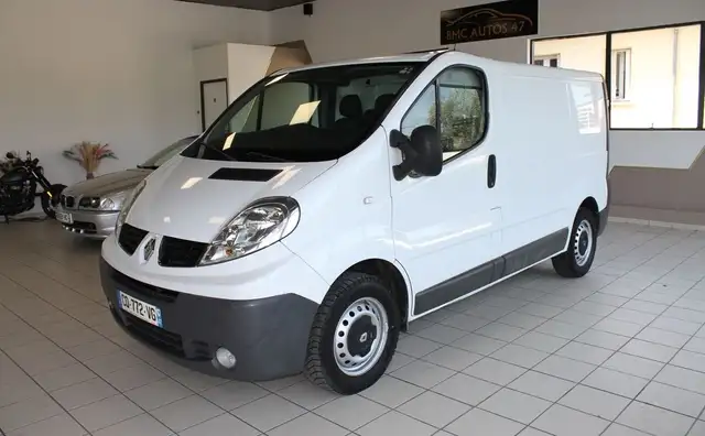 Renault Trafic L1 H1 2.0 DCI 90ch Grand Confort 1200kg ( Bluetooth, Climatisation, Protection Alu )