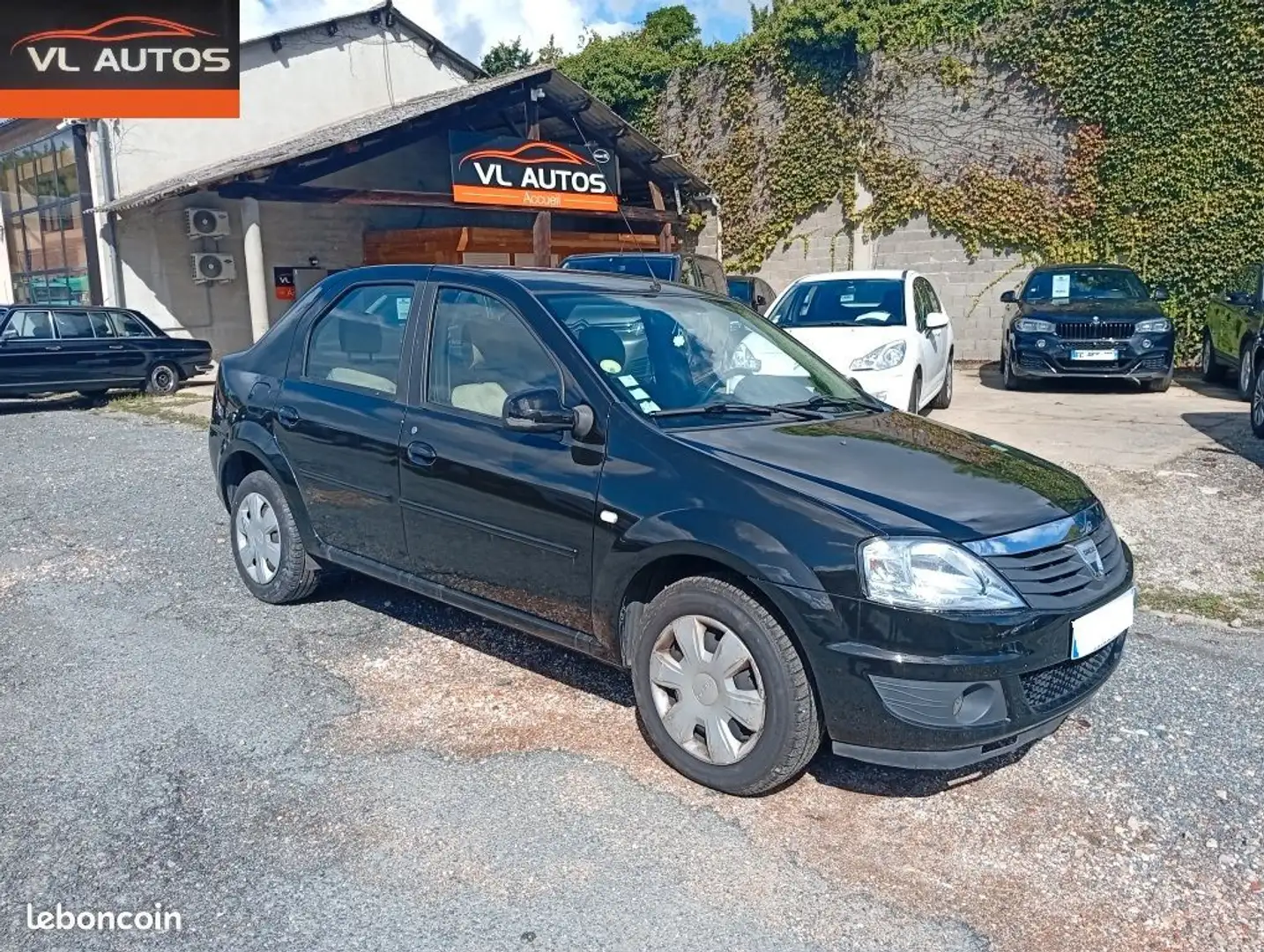 Dacia Logan 1.5 DCI 88 cv Année 2011 - 1