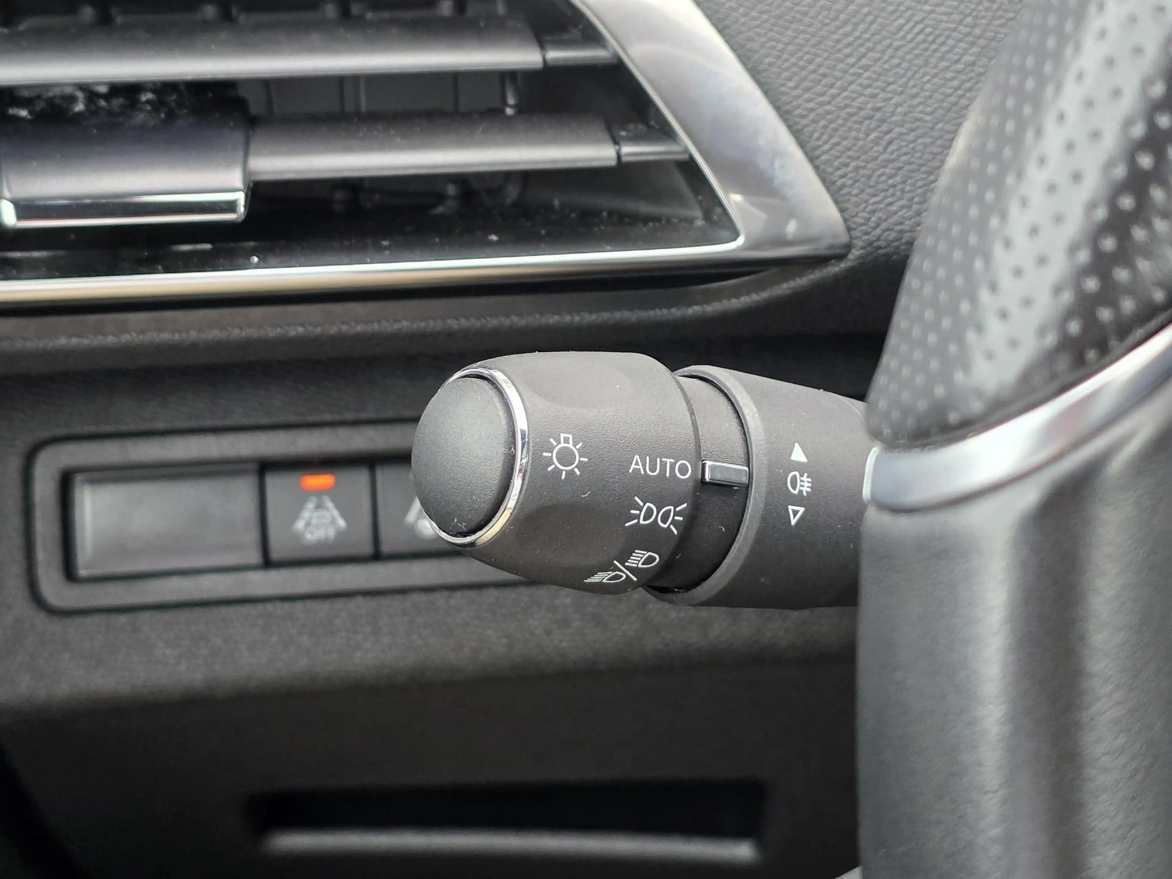 Peugeot 3008 130pk GT Automaat | Black Pack | Elektrische achte — photo 13
