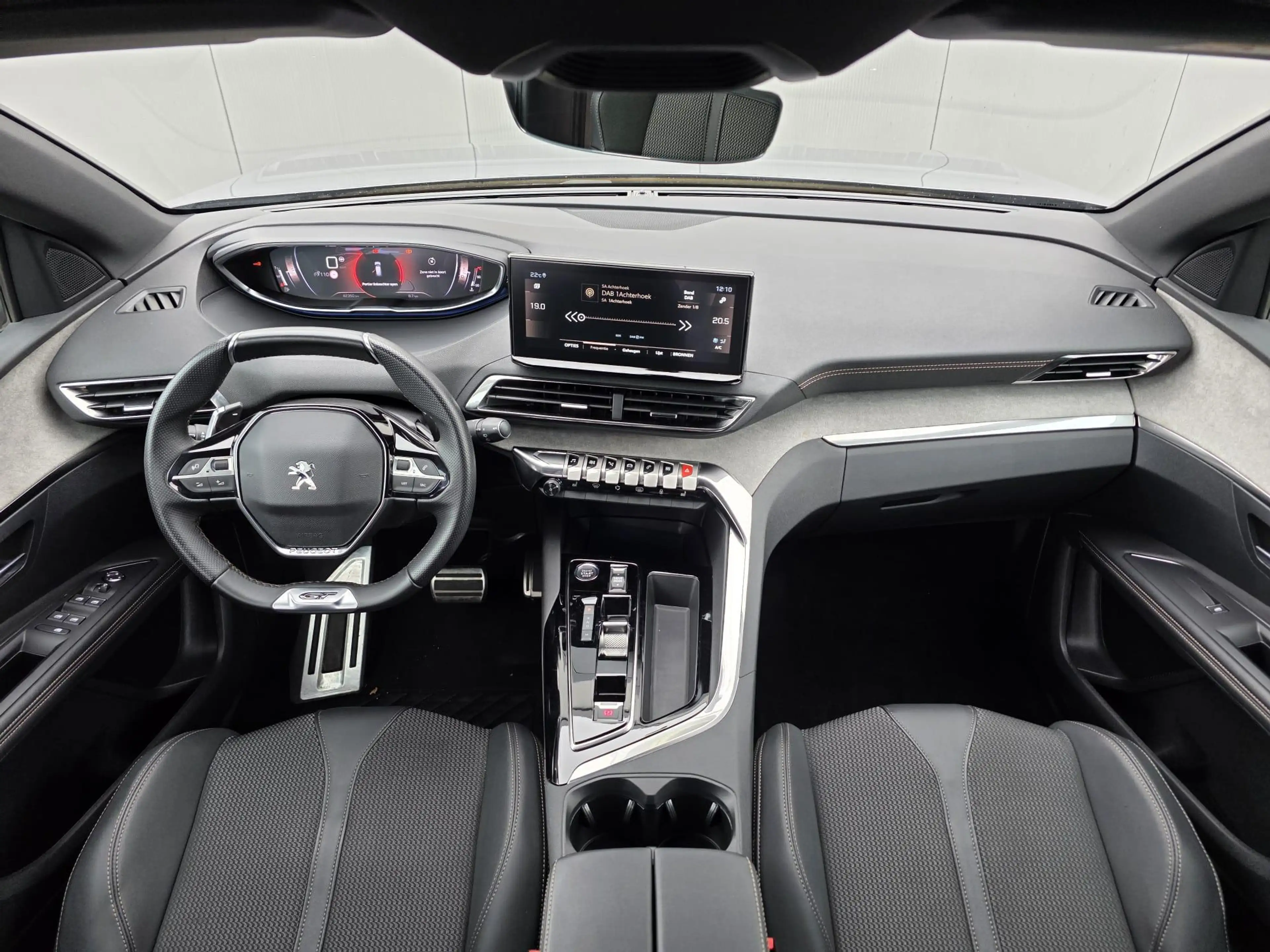 Peugeot 3008 130pk GT Automaat | Black Pack | Elektrische achte — photo 9