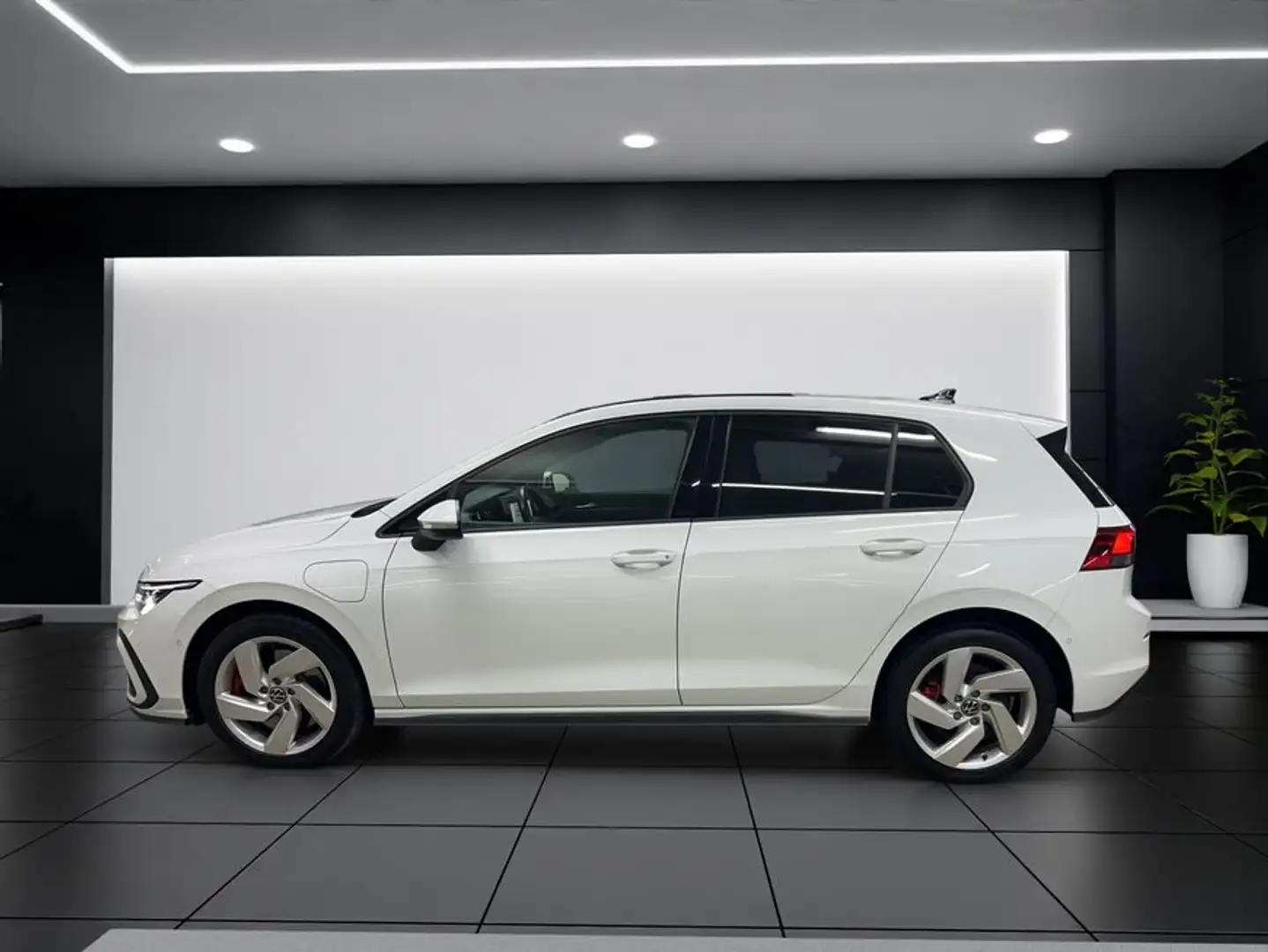 Volkswagen Golf 1.4 eHybrid DSG GTE Pano HUD Weiß - 2
