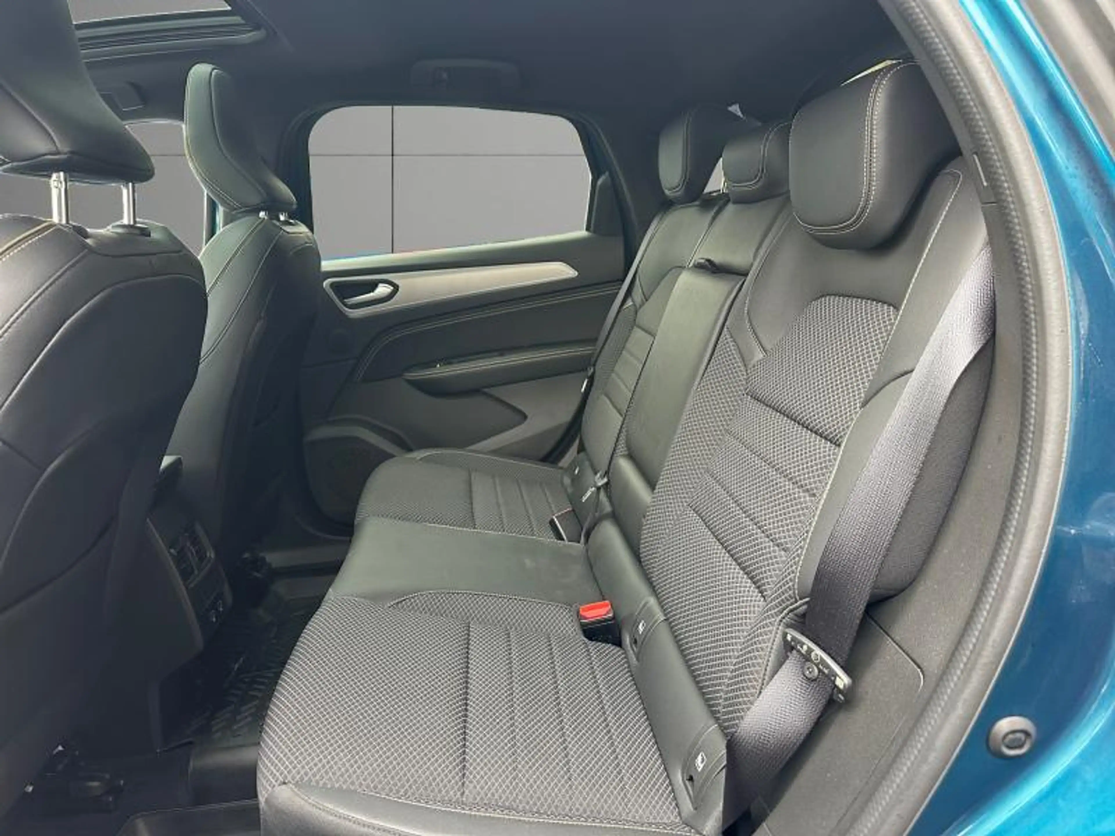 Renault Arkana 1.6 145cv Automatique Hybride Bleu 12/24 12.316km — photo 9