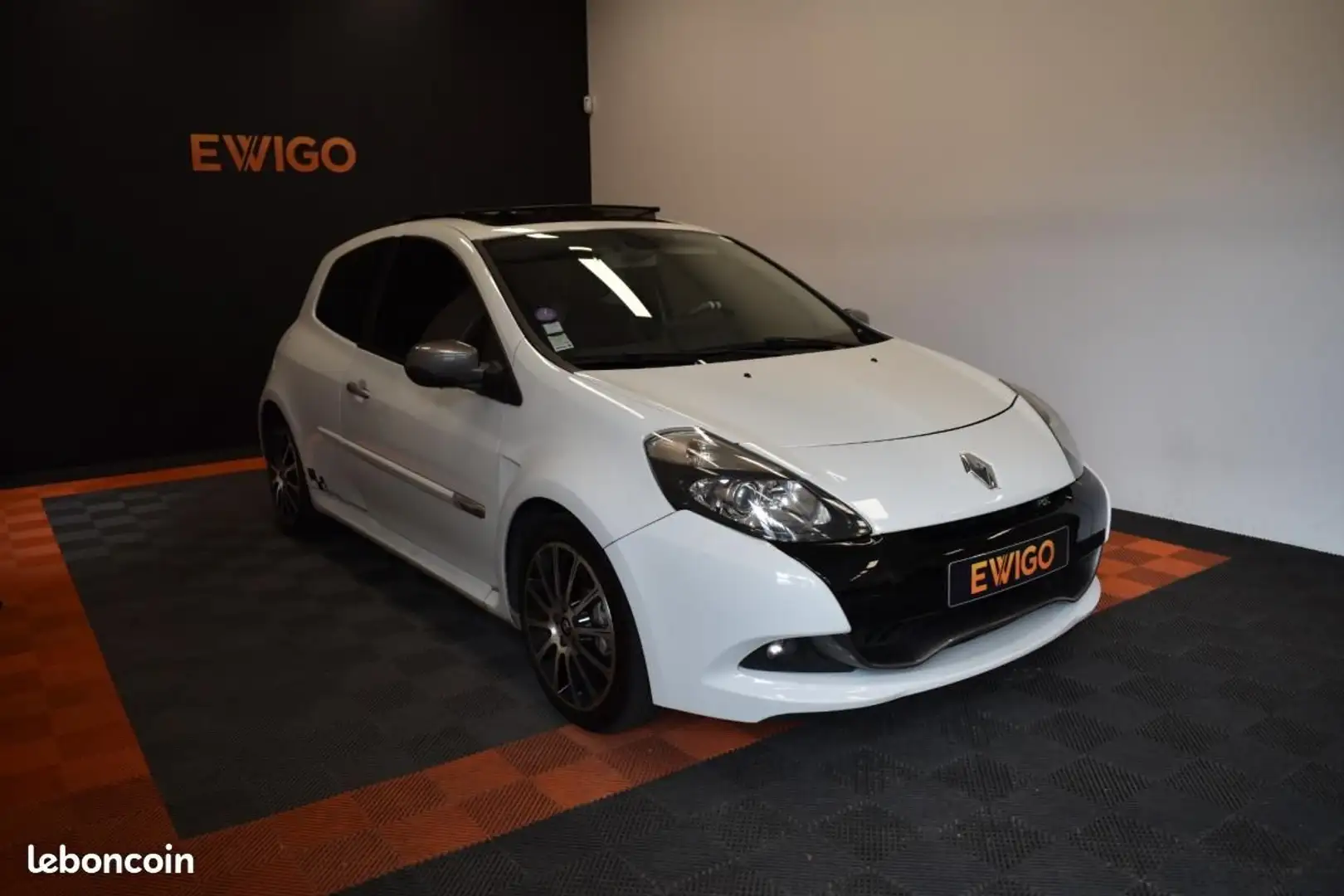 Renault Clio 2.0 203 CH Gordini N° 1716 suivi garantie 6 à 36 m Blanc - 1