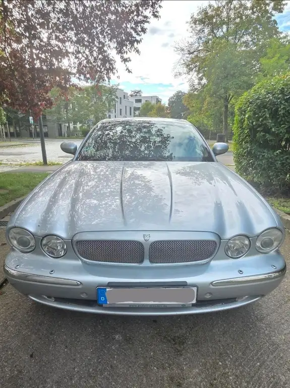 Jaguar Sovereign 2007 из Европы — купить под ключ
