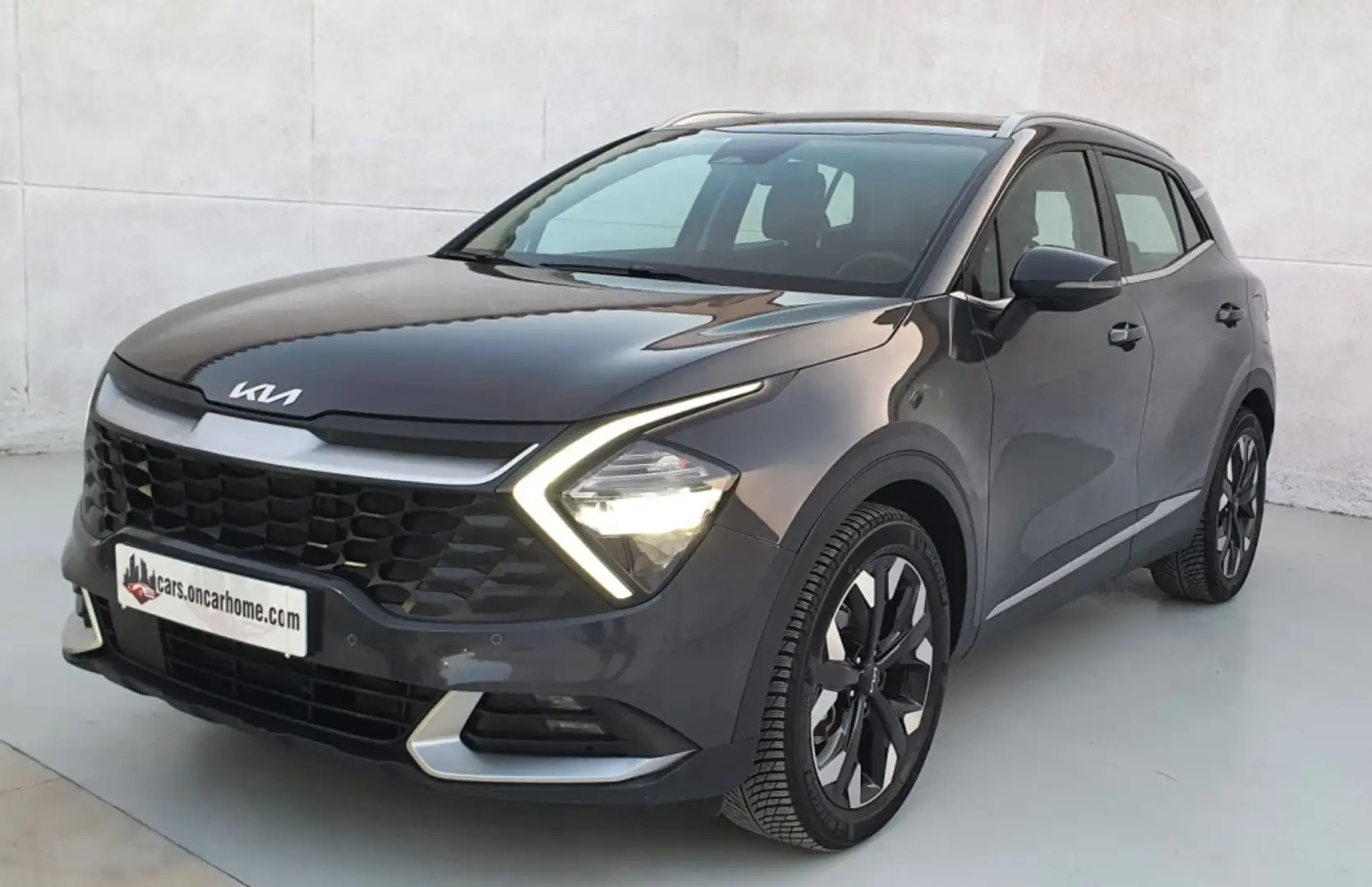 Kia Sportage 1.6 T-GDi PHEV Drive 4x4 265 Gris - 1