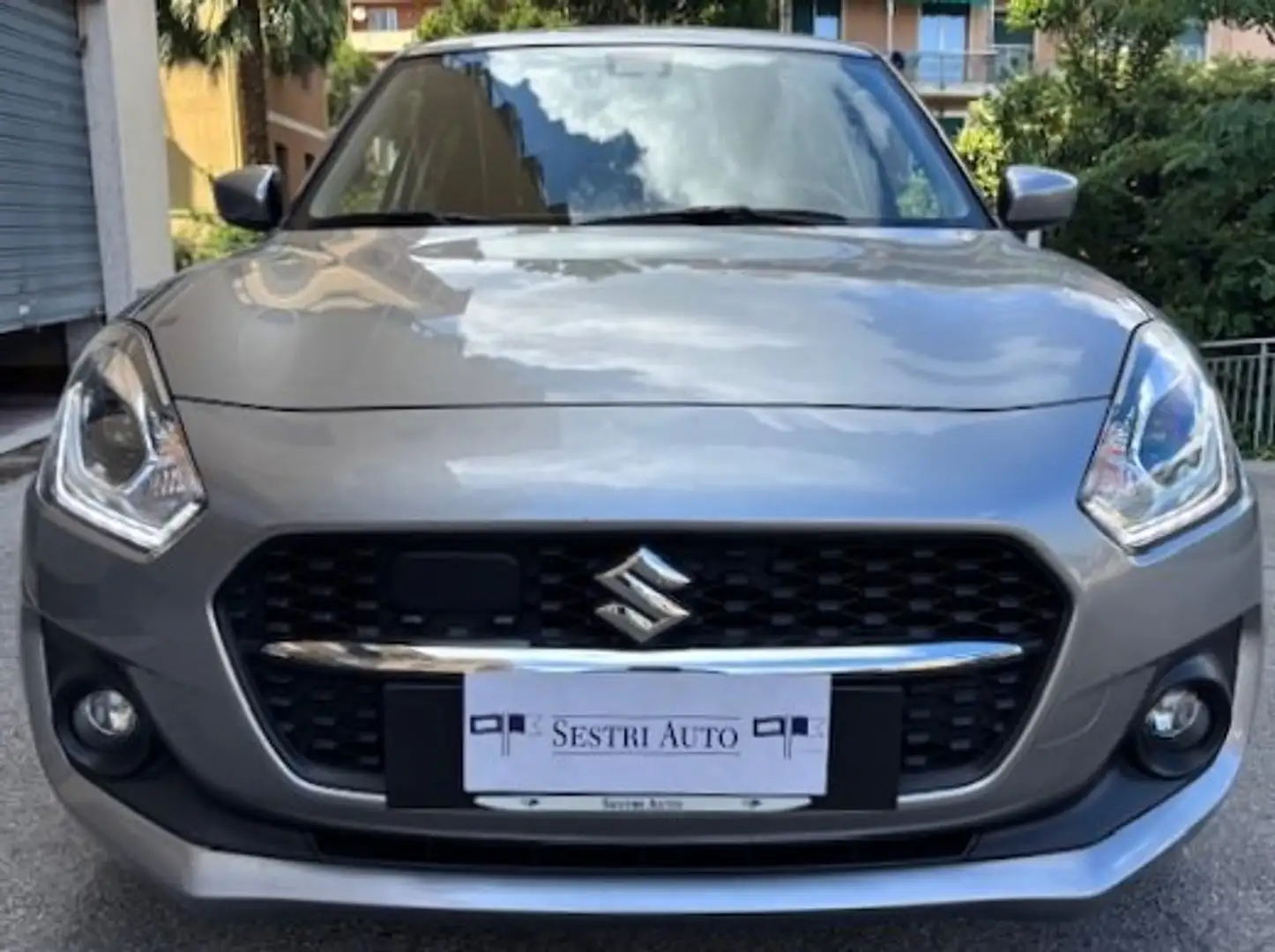 Suzuki Swift Hybrid 1.2i 83CV Cool Grigio - 2