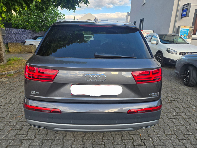 Audi Q7 45 TDI quattro Klima Navi Kmaera ALU Euro 6 — photo 4