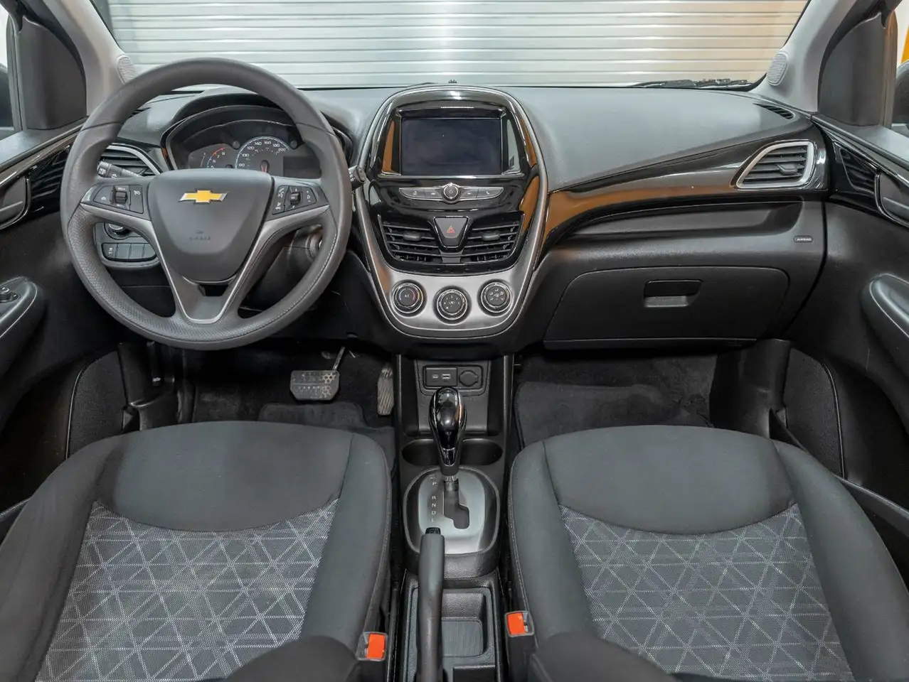 Chevrolet Spark снимка Chevrolet Spark