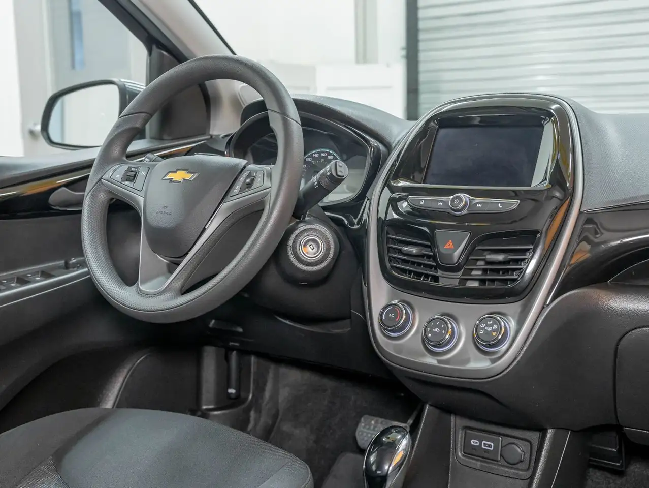 Chevrolet Spark снимка Chevrolet Spark