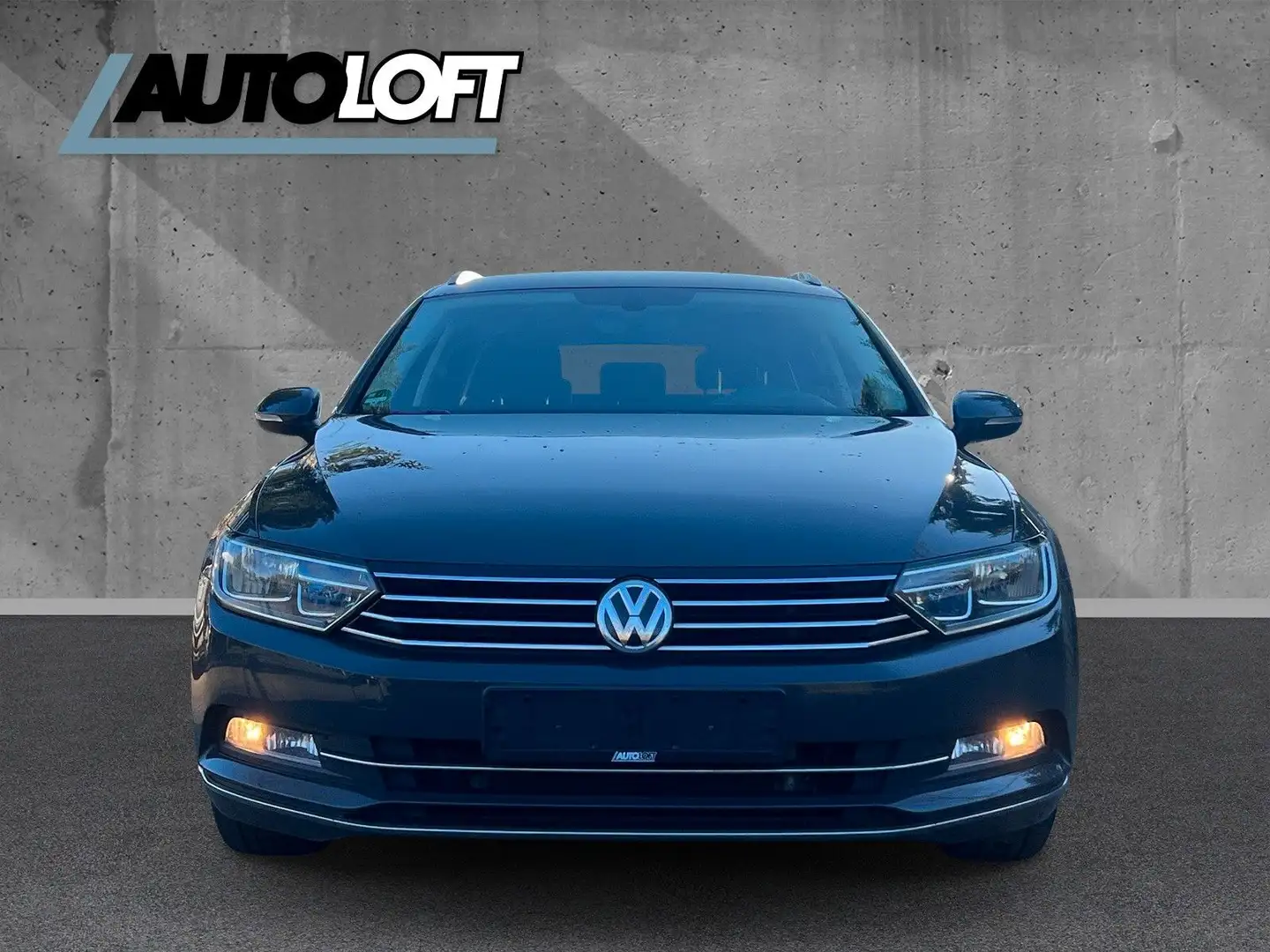 Volkswagen Passat Variant Highline ACC/PDC/LED/2.Hand Grau - 2