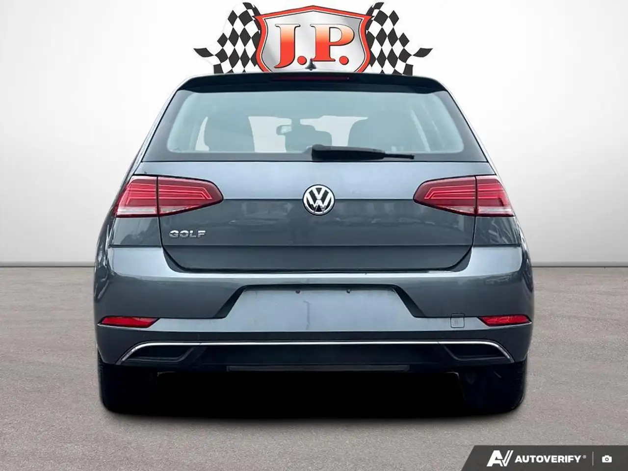 Volkswagen Golf снимка Volkswagen Golf
